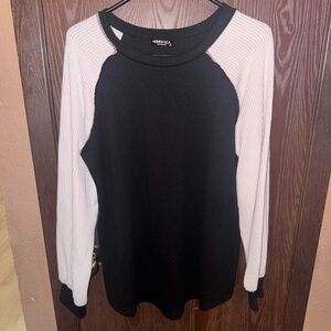 Black and White Long Sleeve Ribbed Shirt